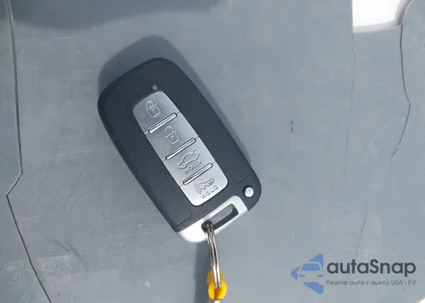 2011 Kia Soul + из США, поврежденный, VIN KNDJT2A25B7725921